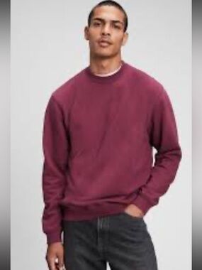 GAP Maroon Pullover Crewneck Sweatshirt